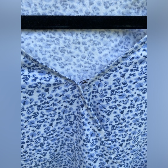 Hollister wrap dress size XS - Picture 2 of 4